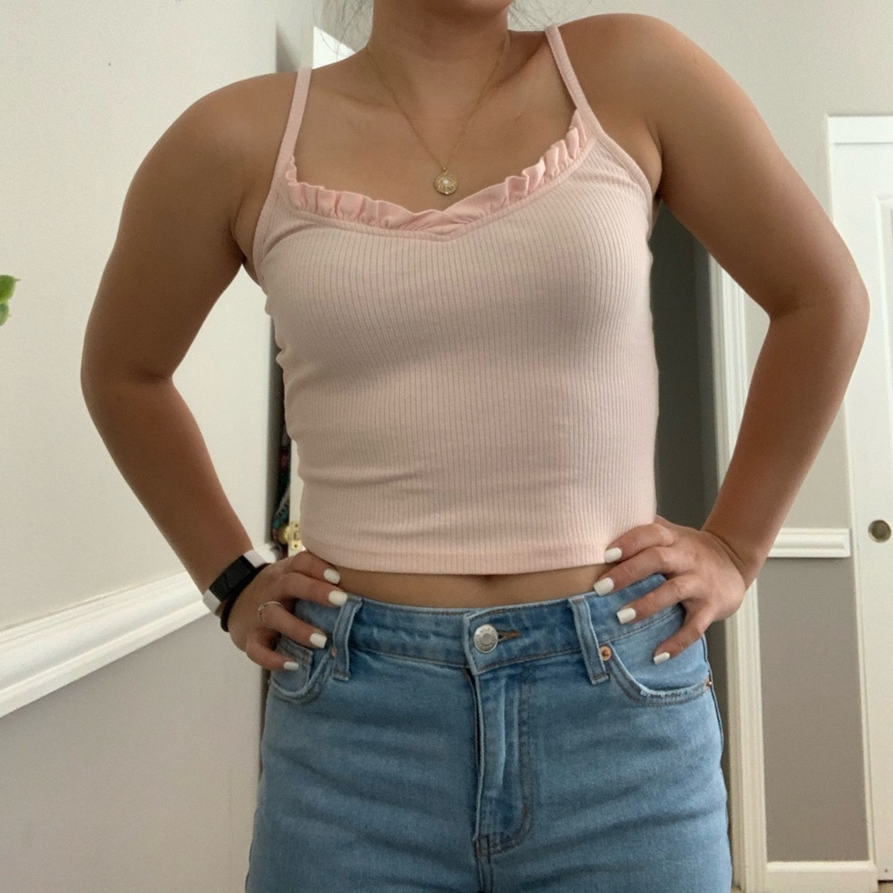 Cute light pink ruffled tank top